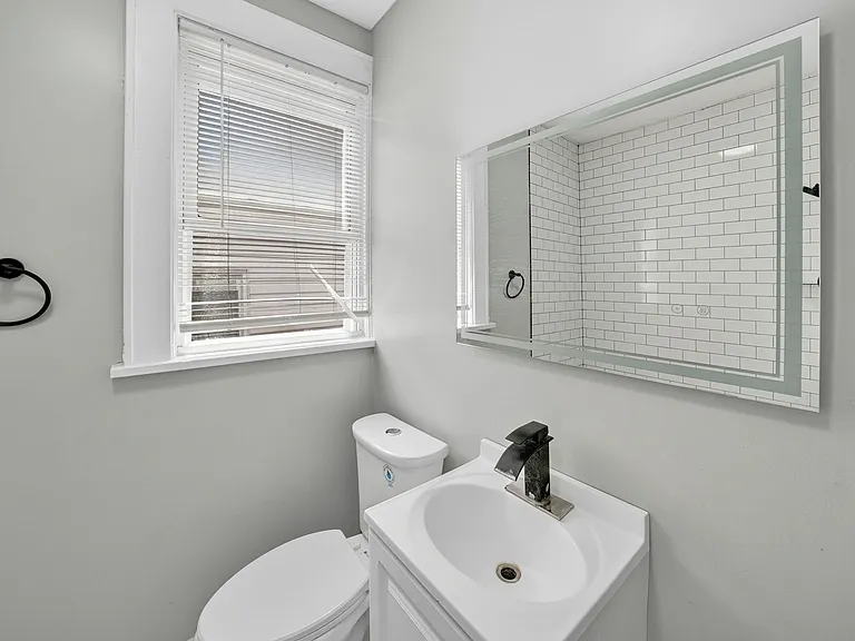 86 Curie Ave #2 — Photo 22