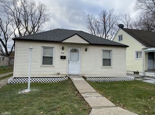 528 E Mahan Ave, Hazel Park, MI