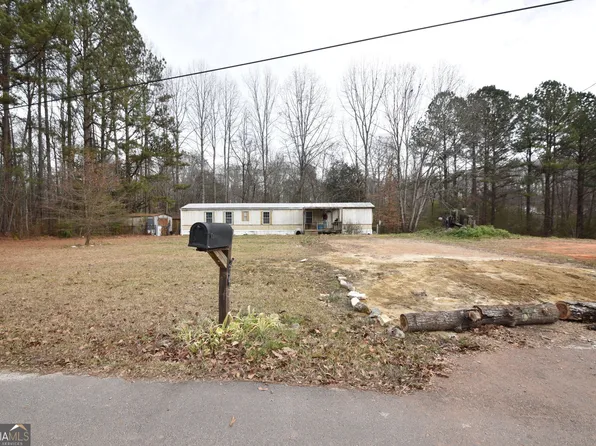 204 Oak Ridge Dr, Carrollton, GA 30116