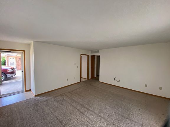 4th image of 2411 Apollo St #2411