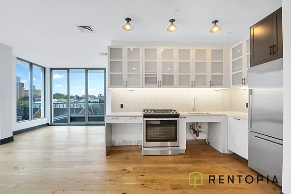 Rented by The KCI Group | media 2