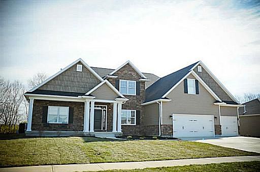 1st image of 645 Sherwood Dr