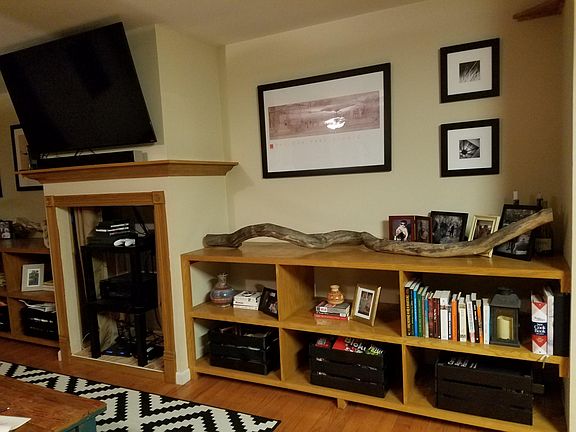 Built in book shelves in the living room.