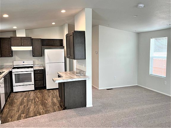 4th image of 8221 Ilex Ave #36