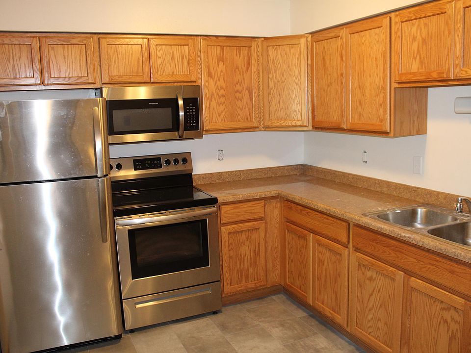 1st image of 1108 Oakcrest St #9