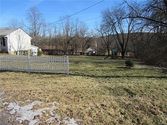 5th image of 22 Williams Ave