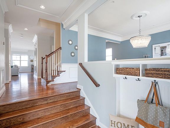 4th image of 22516 Winding Woods Way