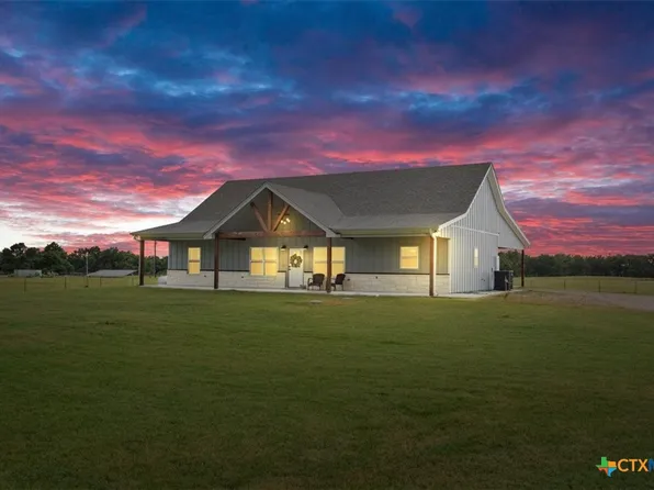 639 County Road 101, Rogers, TX 76569