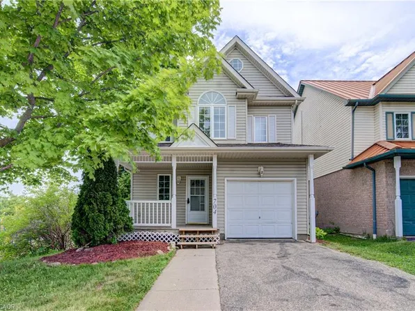 704 Star Flower Ave, Waterloo, ON N2V 2L2