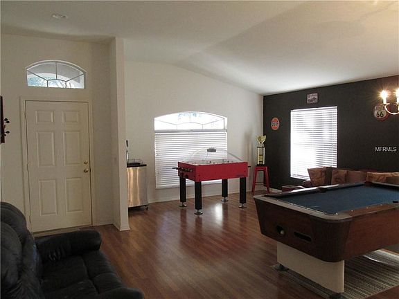 3rd image of 21819 Waverly Shores Ln