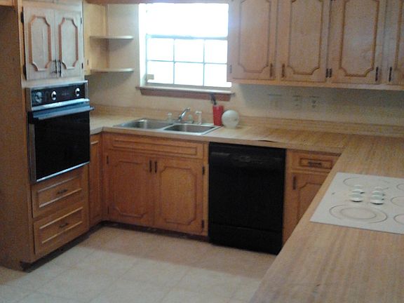3rd image of 125 Bent Creek Dr