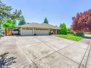 3080 Ruby Dr, Medford, OR