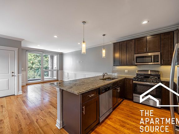 3rd image of 4017 N Monticello Ave #2