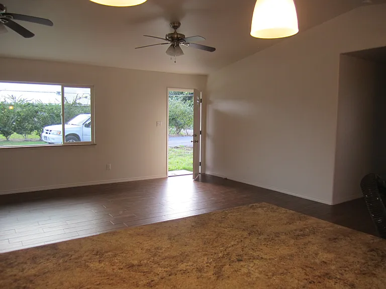 51 Santos Ln — Photo 4
