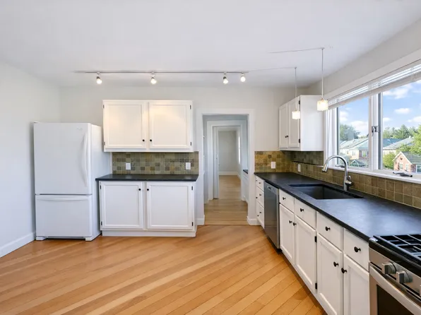 29 Edward T Sullivan Rd #2, Cambridge, MA 02138