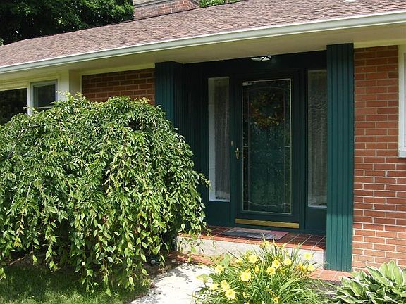 5th image of 4413 Hoffman Dr