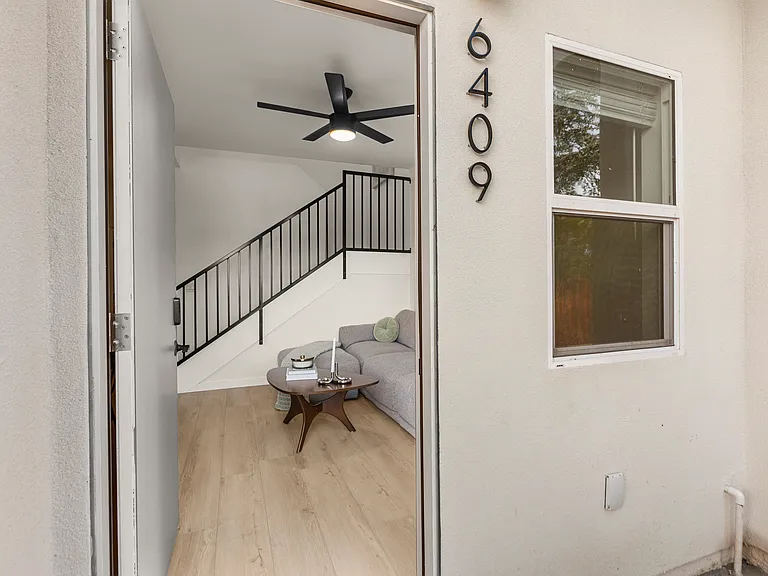 6409 Richard St — Photo 10