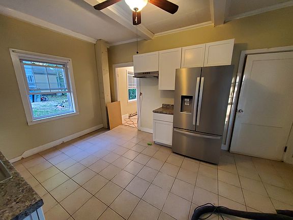 3rd image of 30 Pike St #1