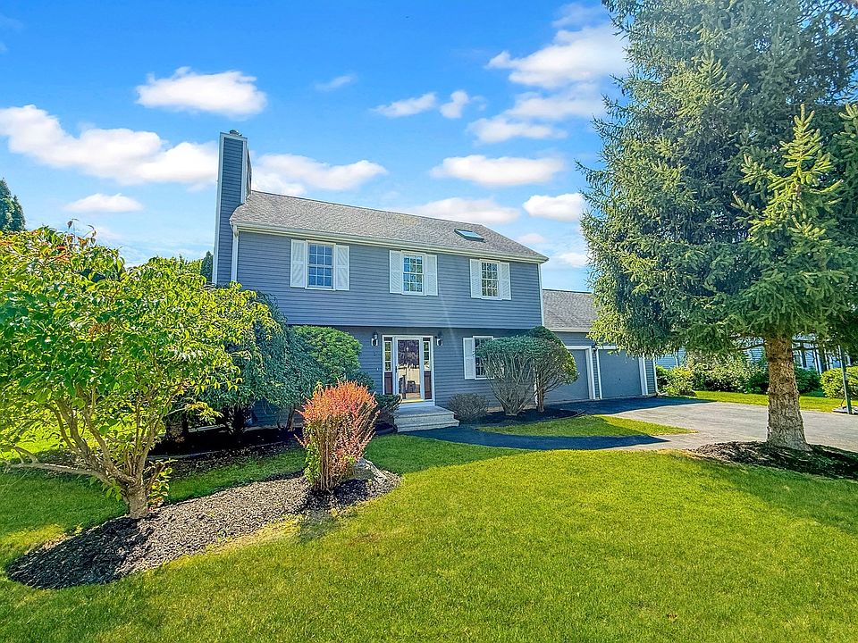 1st image of 5 Swan Cir