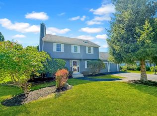 5 Swan Cir, Shrewsbury, MA 01545