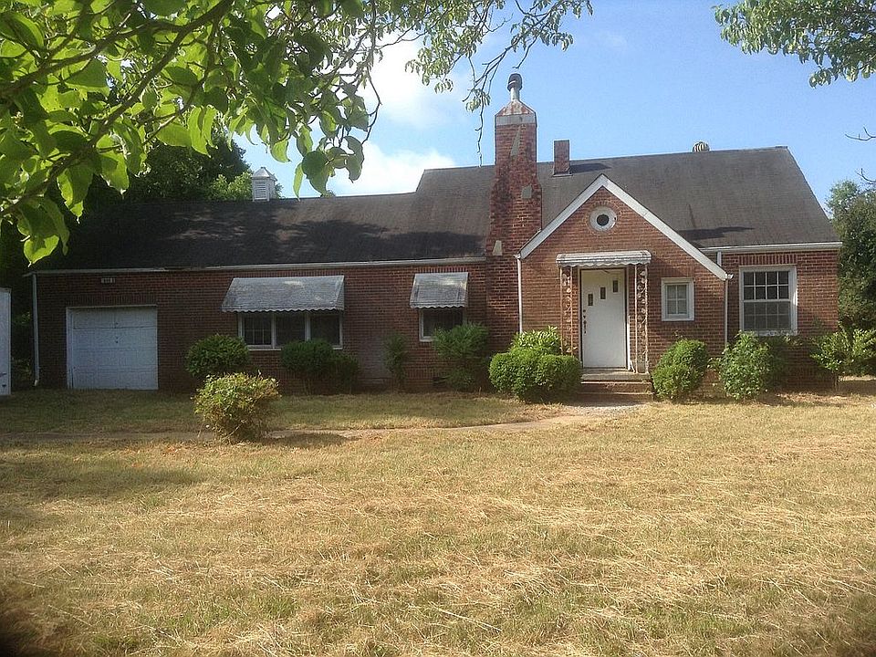 1st image of 946 Railroad St