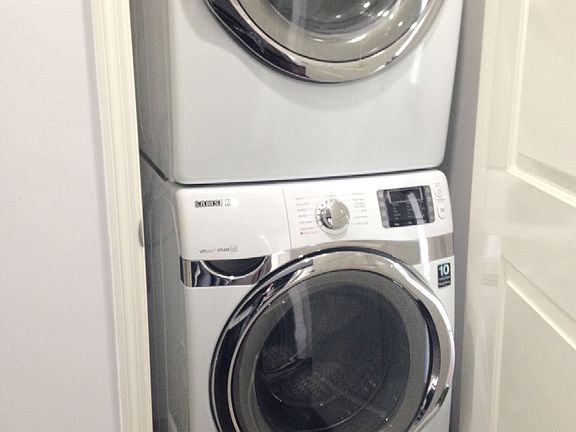 5th image of 26-33 14th St #1B