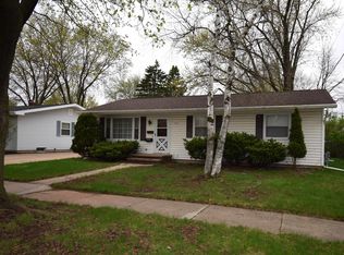 419 S Arlington St, Appleton, WI 54915