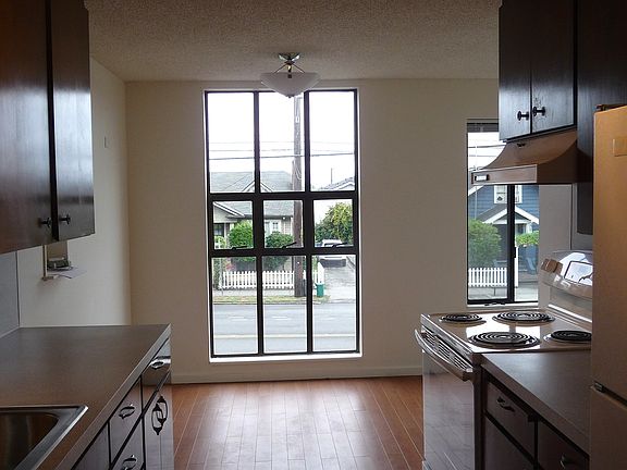 2nd image of 2117 Dexter Ave N APT 201