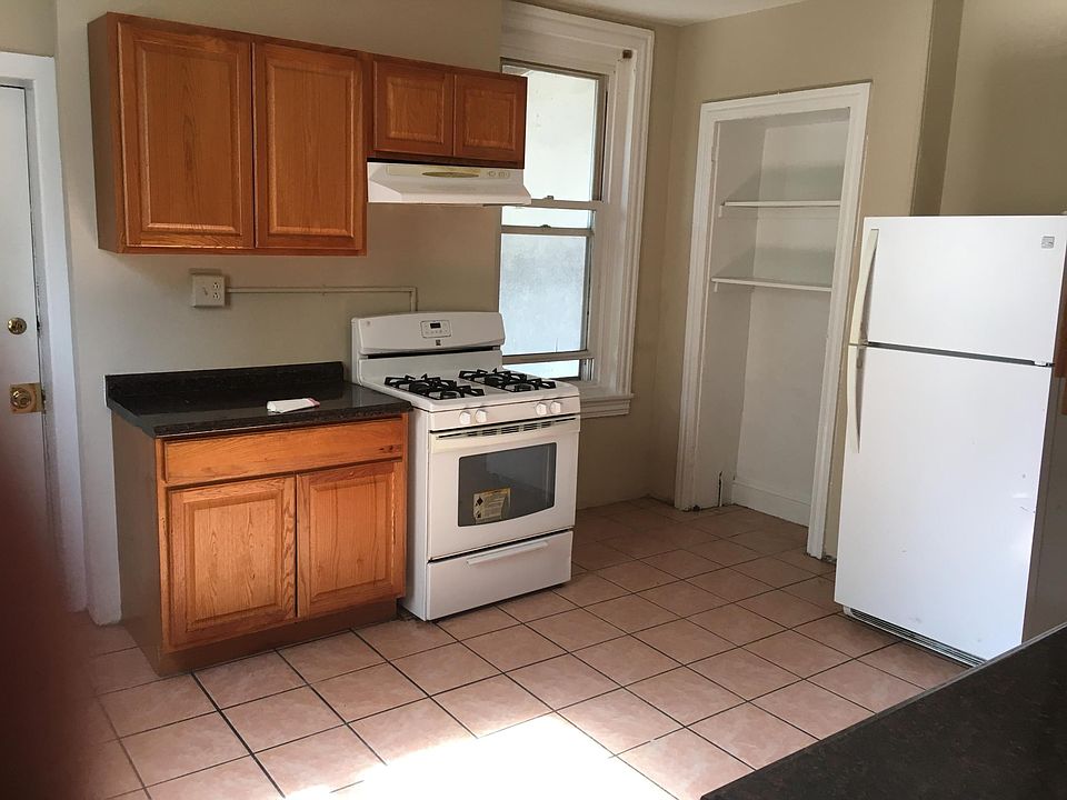Large kitchen
