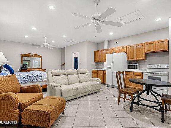 30th image of this home