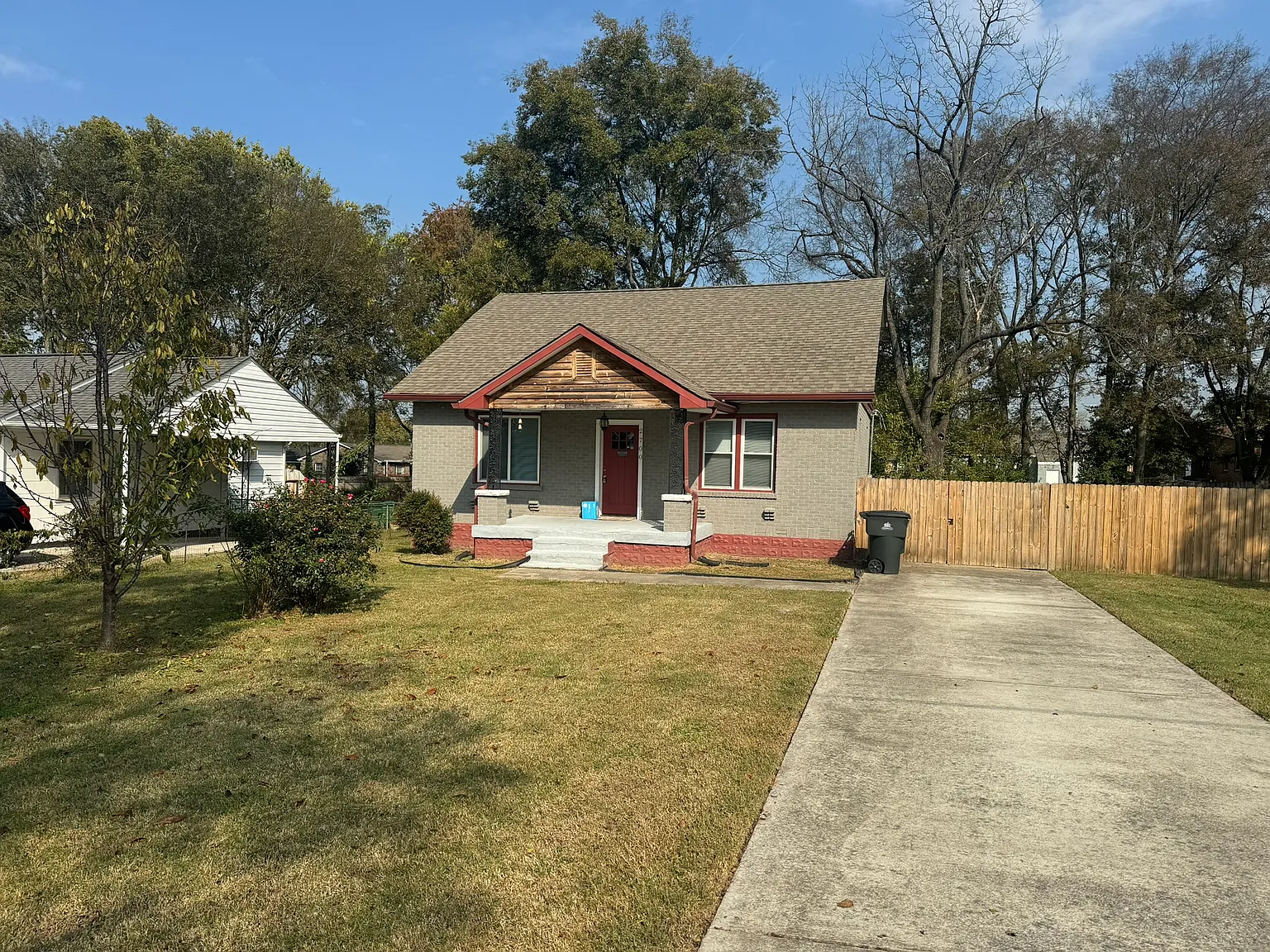 3 bed, 1577 sqft, $2,400 — Photo 2