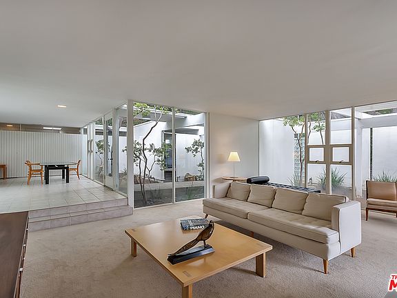 5th image of 2315 San Ysidro Dr