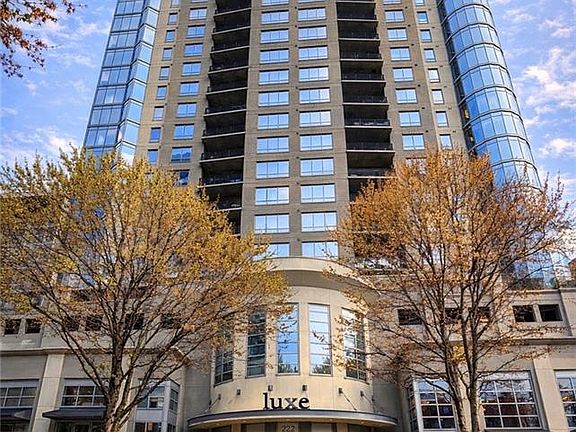 3rd image of 222 12th St NE Unit 701