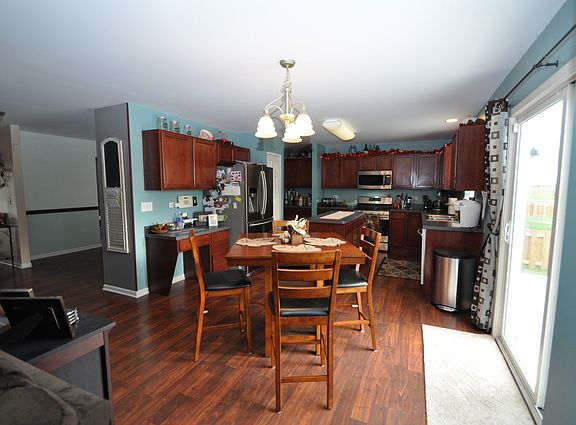 3rd image of 1321 Clifton Dr