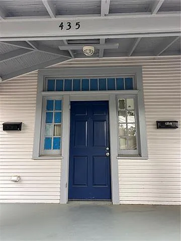 Studio, 1.0 bath, 347 sqft, $825 — Photo 2