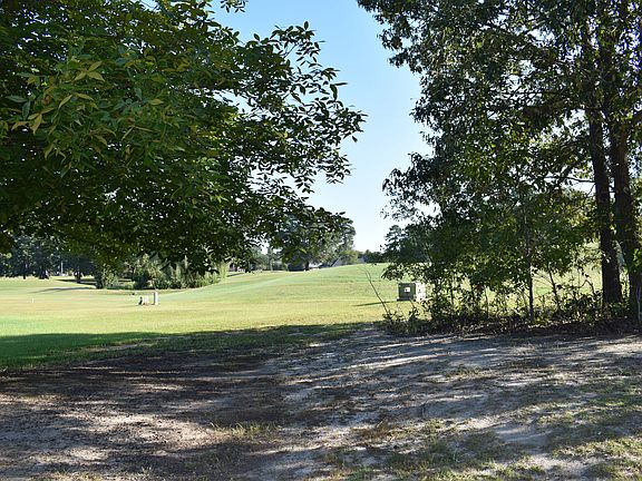2nd image of 10 N Lake Cir