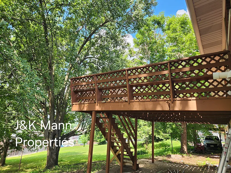 1519 Saint Marys Blvd — Photo 18