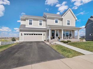 16239 Elkhorn Trl, Lakeville, MN 55044