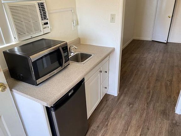 5th image of 4554 Alabama St