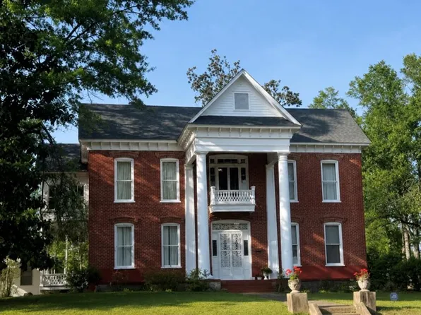 311 Wood St, Water Valley, MS 38965