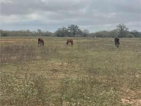 510 Johnson Farms, Harwood, TX 78632