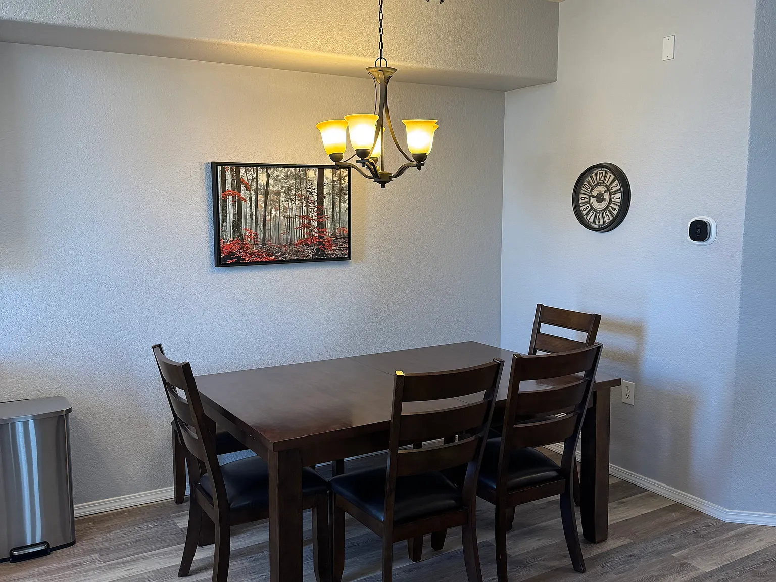 1 bed, 858 sqft, $1,050 — Photo 4