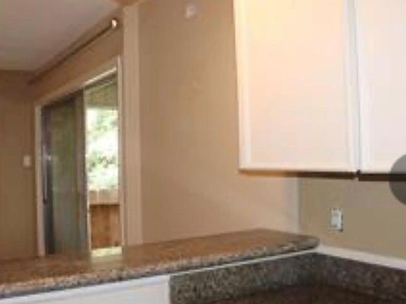 3rd image of 909 Silber Rd APT 18C