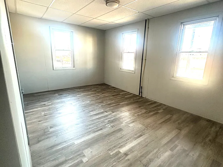 1201 Cedar Ave #1 — Photo 3