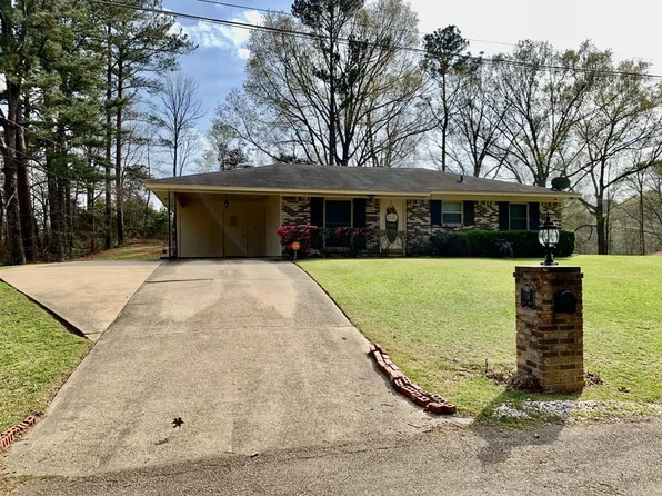 116 Lena Dr, Vicksburg, MS 39183