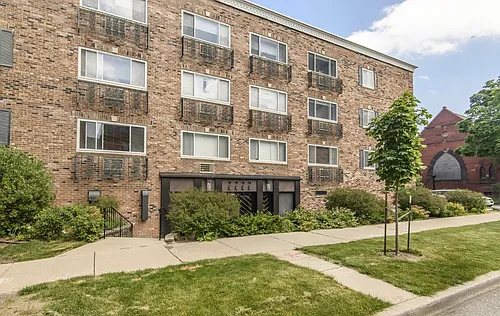 2222 E Belleview Pl #201 Photo 1