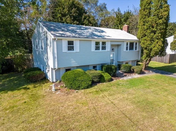 75 Amark Rd, Brockton, MA 02302
