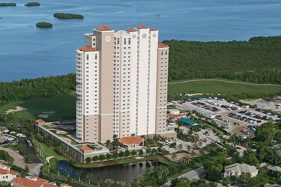 4951 Bonita Bay Blvd #901