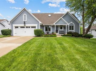 224 SW Seagull St, Lees Summit, MO 64082