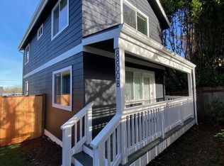 8800 26th Ave NW #B, Seattle, WA 98117